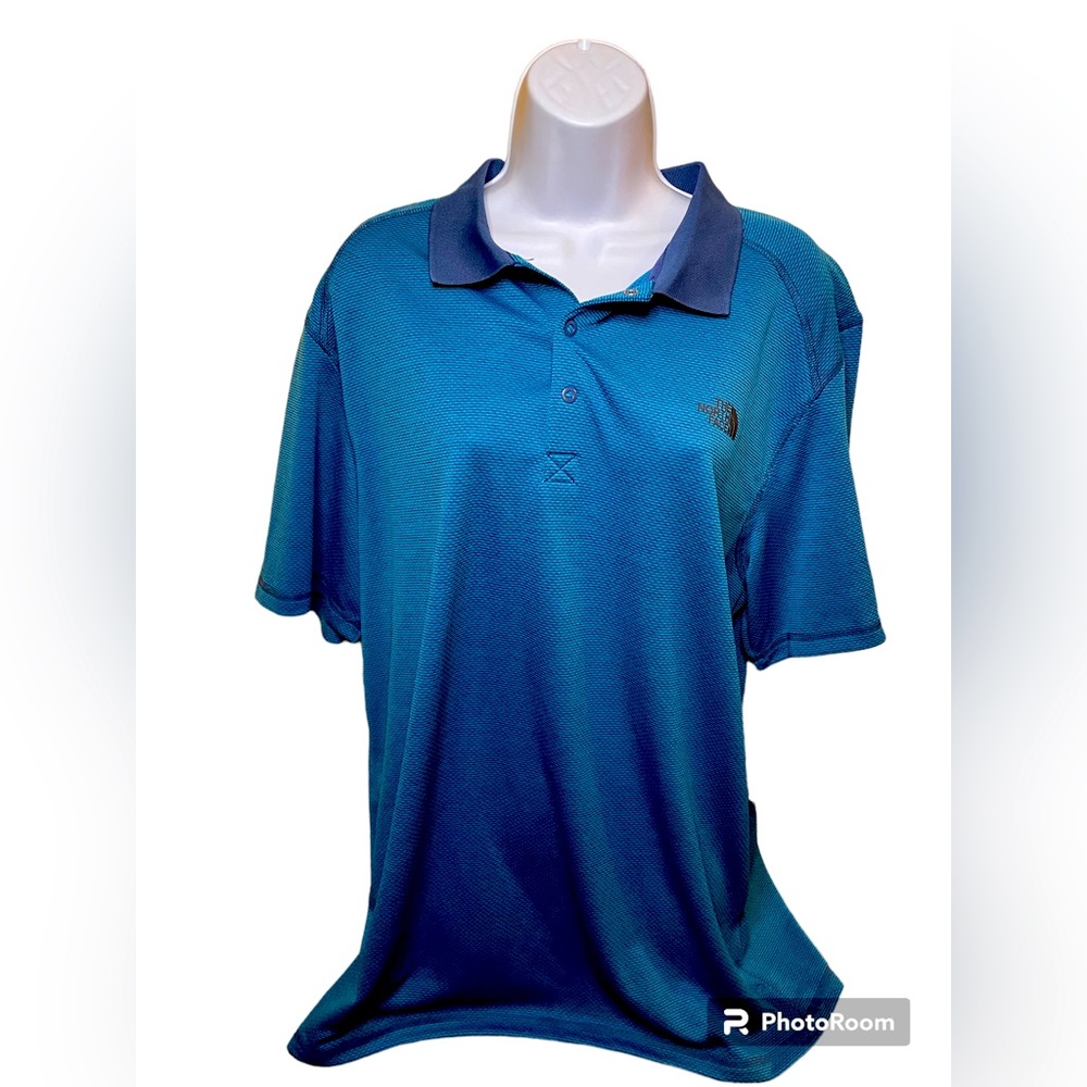 Men’s Polo style quick dry shirt.